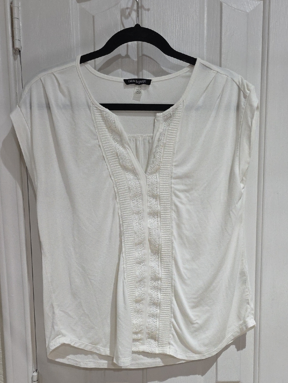 Cable & Gauge Cream Crochet-Trim Cap Sleeve Blouse